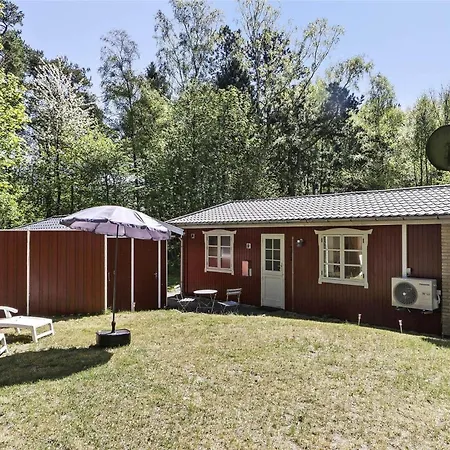 1538-aakirkeby-sluseparken-21 *