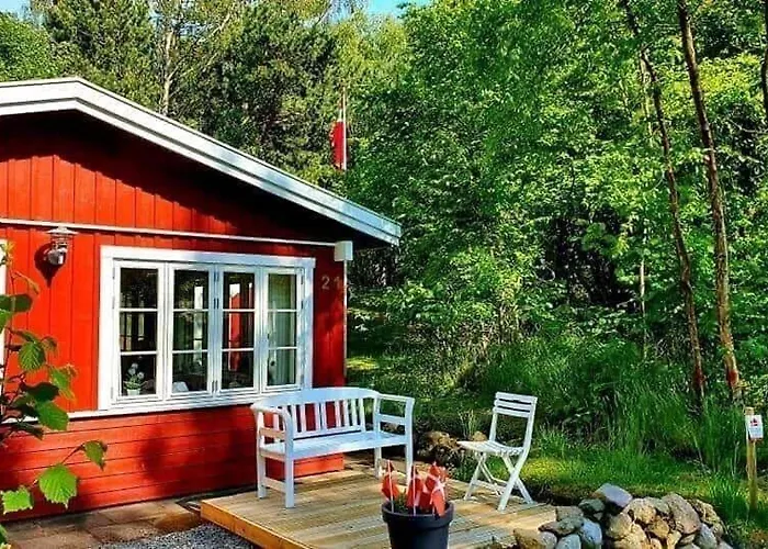 1538-aakirkeby-sluseparken-21 * Vester Somarken